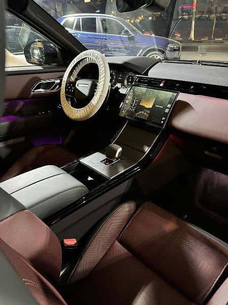 Range Rover Velar 2024 6