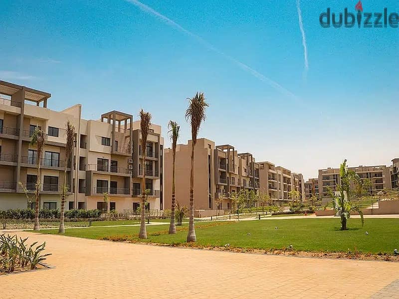 fully finished ground apartment in fifth square شقة متشطبة ارضي بجاردن في الجولدن سكوير بالتكييفات 3