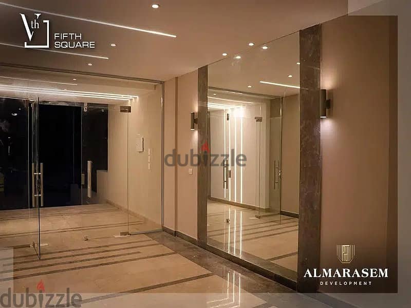 fully finished ground apartment in fifth square شقة متشطبة ارضي بجاردن في الجولدن سكوير بالتكييفات 8