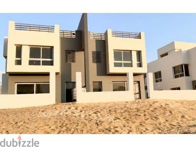 The lowest price is for twin house modern 330 sqm  in Hyde Park, ready to move 2