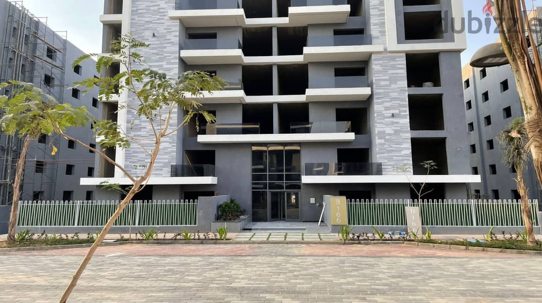 Apartment for sale, finished, in Sun Capital Compound 5
