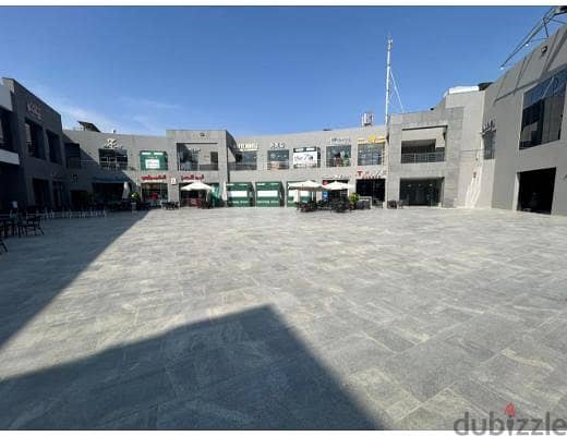 Retail for rent 81 M for café or Restaurant  with outdoor area prime Location in New Cairo 4