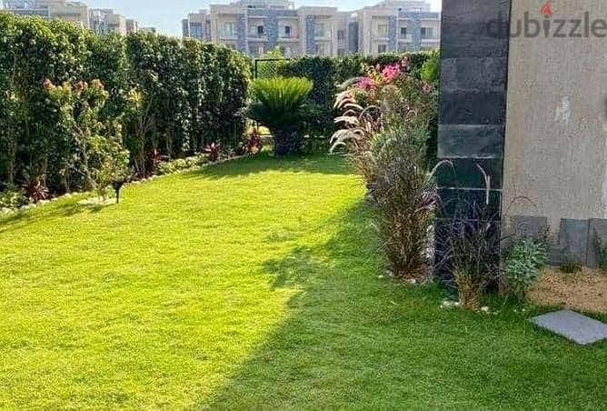 With a down payment of 650,000, an apartment in a large garden next to Madinaty 1