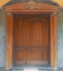 VILLA AROW ROYAL DOOR