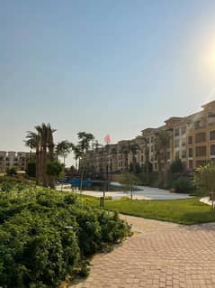 3 room apartment for sale at a very special price Immediate receipt In the best location in Fifth Settlement Stone Residence Compound