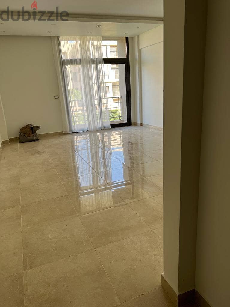 Ready to Move Fully Finished Apartment for Sale overlooking Spacious Greenery Area in Fifth Square Al Marassem in New Cairo 0