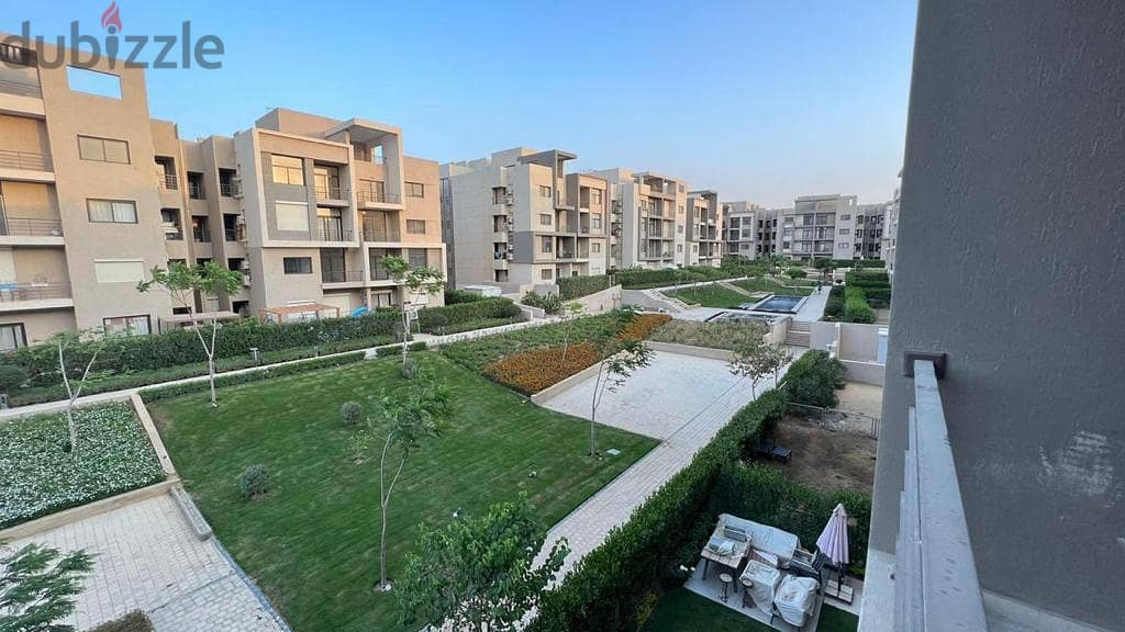 Ready to Move Fully Finished Apartment for Sale overlooking Spacious Greenery Area in Fifth Square Al Marassem in New Cairo 4