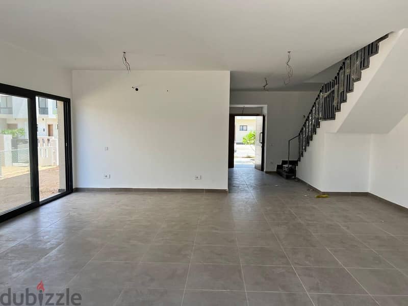 Fully Finished Twin House for Sale with Prime Location in Al Burouj El Shorouk Ready To Move With Down Payment and Installments 1