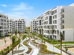 3bed apartment in beta greens mostakbal city 0