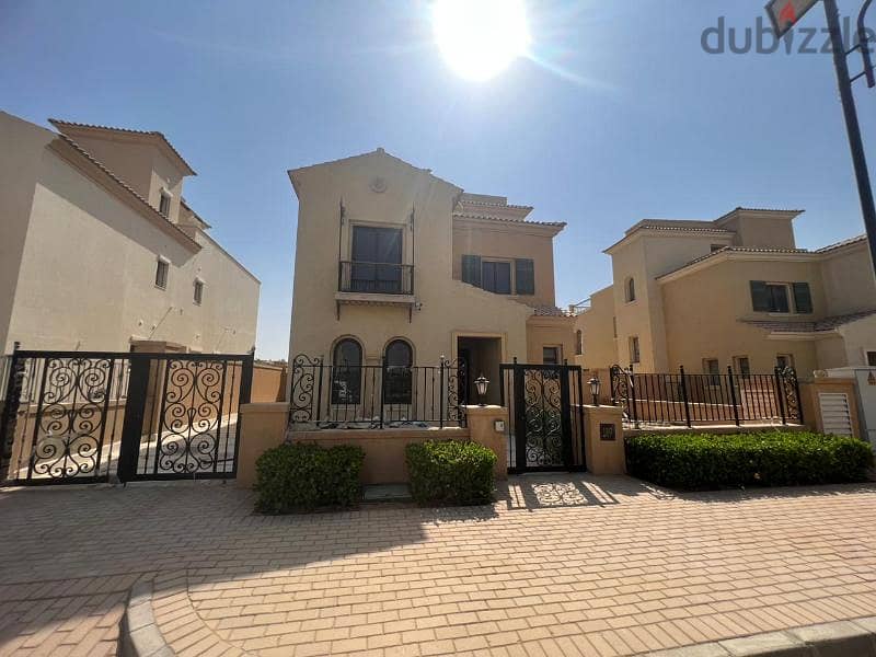Under market price twin house 350M fully finished with kitchen and ACs Mivida ميفيدا 6