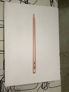 MacBook Air M1, Gold, 16", 256 ram 0