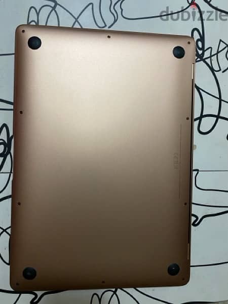 MacBook Air M1, Gold, 16", 256 ram 5