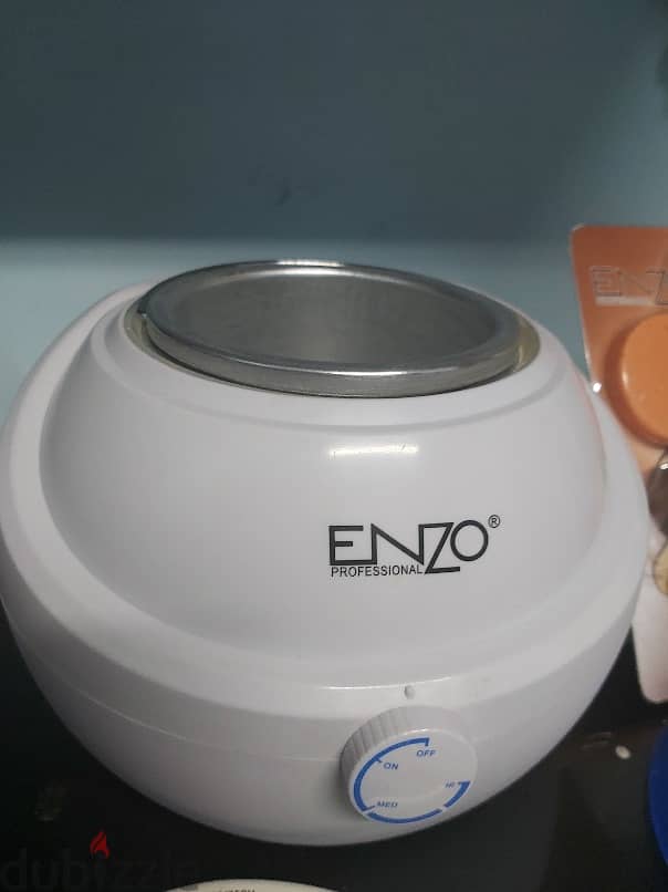Enzo wax heater - جهاز شمع ماركة انزو 1
