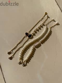 elegant and simple pearl bracelets