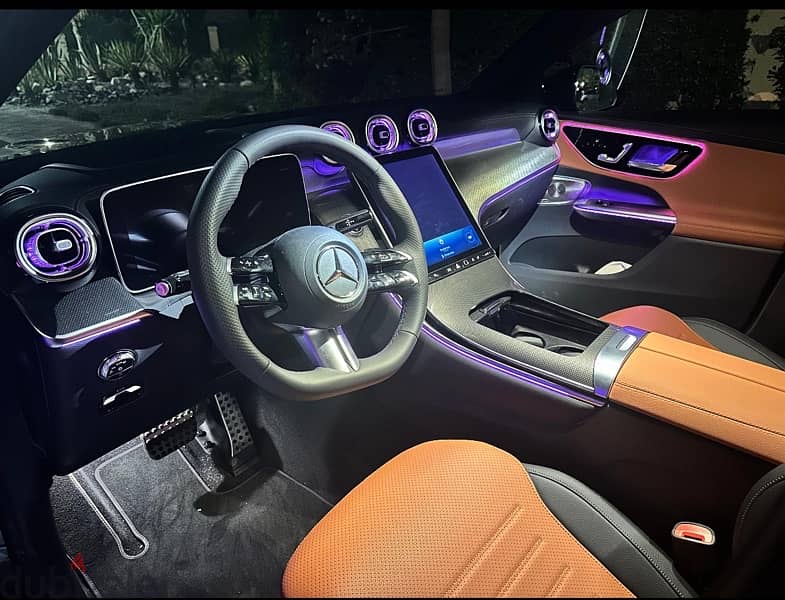 Mercedes-Benz GLC 300 2024 1