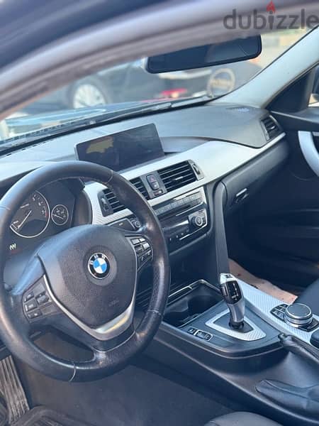 BMW 318i 2018 Black 2