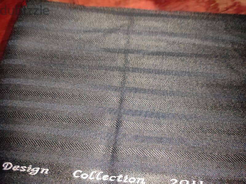 قماش بدلة كلاسيك سوبر 180 صوف
super 180's merino wool
الطول ٣ متر 7