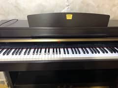 Digatal piano yamaha clavinova clp330