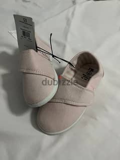 mother care pink shoes