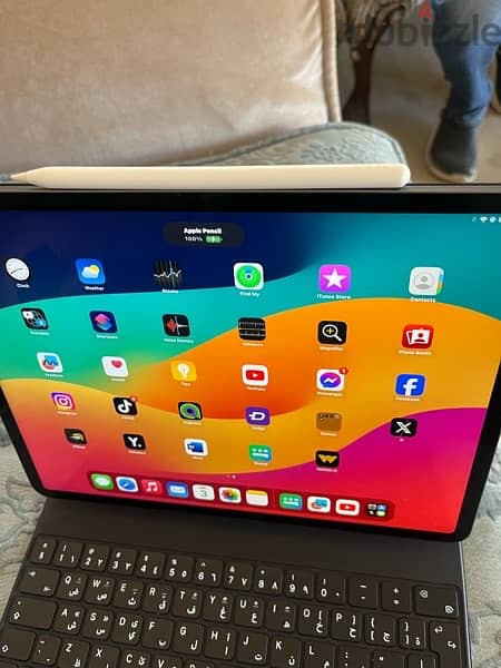 ipad pro 12.9 inch great condition 9