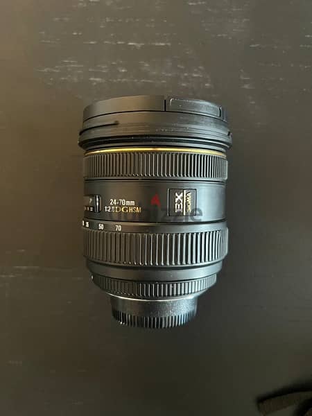 Nikon D610  + sigma lense 24-70 2.8 + nikon 50mm + flash 2