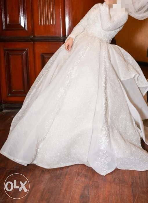 فستان زفاف ملكى مطرز خامته چوبير 2