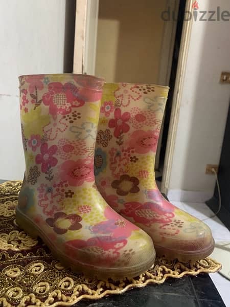 rain boots بينور 2