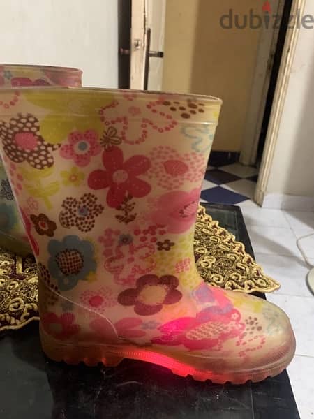 rain boots بينور 4