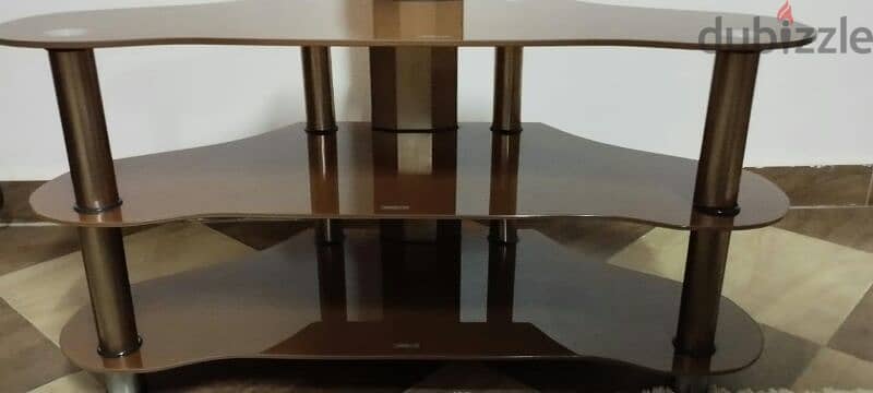 T. V. Glass Table ترابيزة تلفزيون زجاجية 4