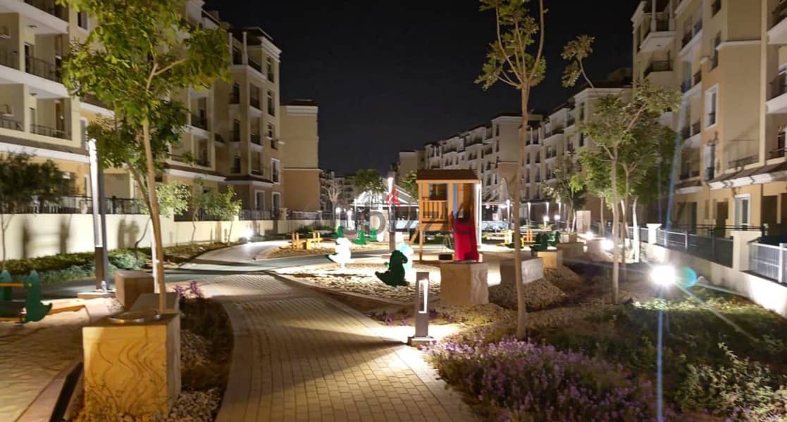 Apartamento en venta frente a Madinaty, área 205 m2 + jardín 111 m2, con 39% de descuento al contado en Sarai New Cairo, Sarai New Cairo 7