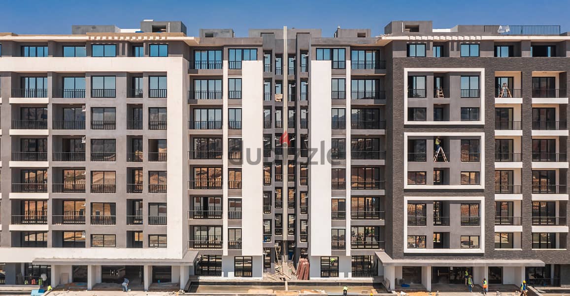 شقة استلام فوري مساحة 171م في العاصمة الادارية في حي ال R7 بمقدم 10% علي 10 سنين 5