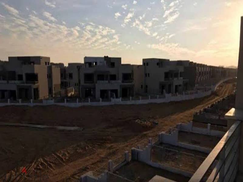 Amazing Townhouse Middle at Palm hills new Cairo282m 4