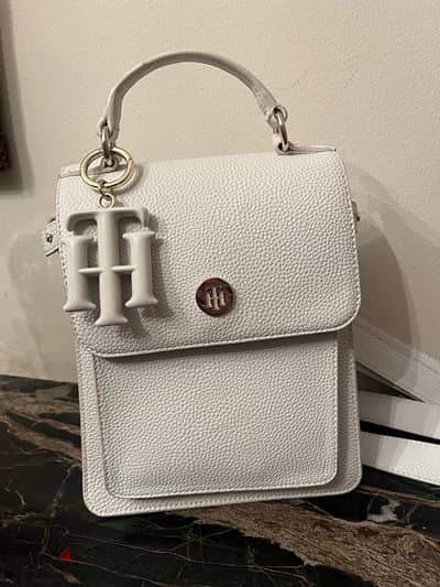 tommy hilfiger bag