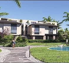 Town House For Sale in Creek Town  With installments 4