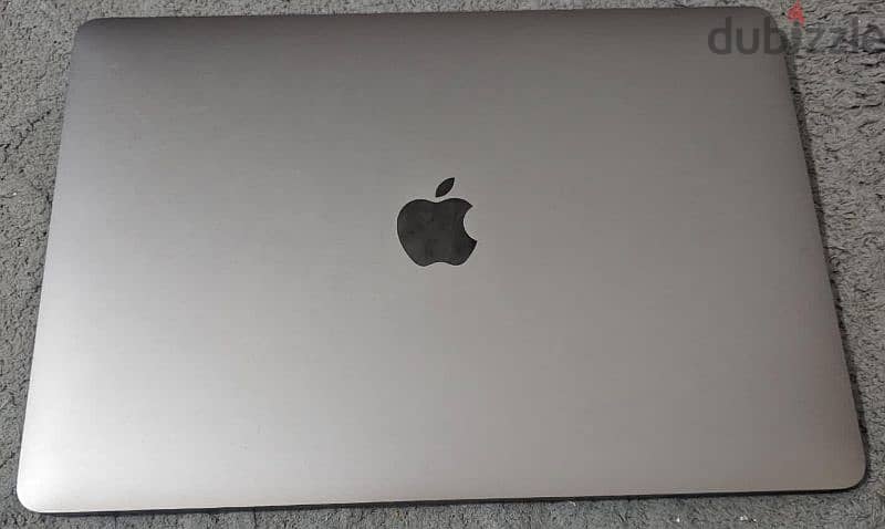 apple Macbook pro 2020 1