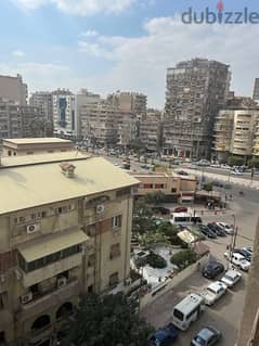 شقة بميدان الخليفة المامون مصر الجديدة