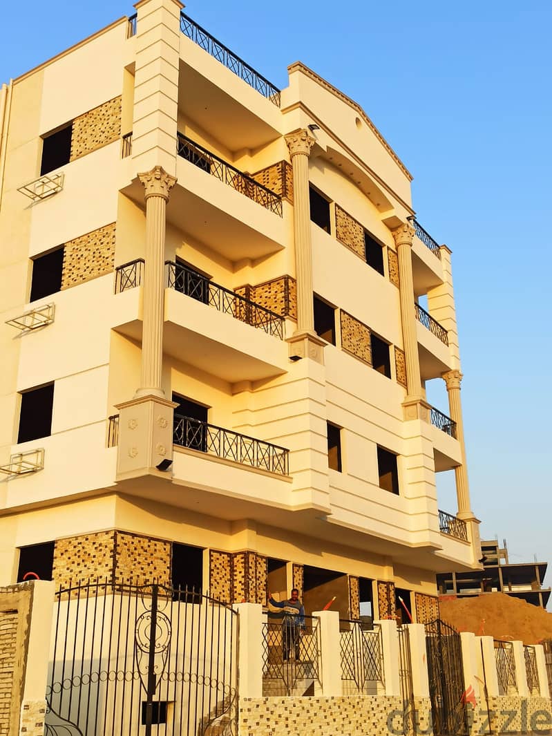 Apartment for sale, immediate receipt, area of ​​165 square meters, with 60% down payment, near the Diplomats Compound, New Narges, Fifth Settlement 1
