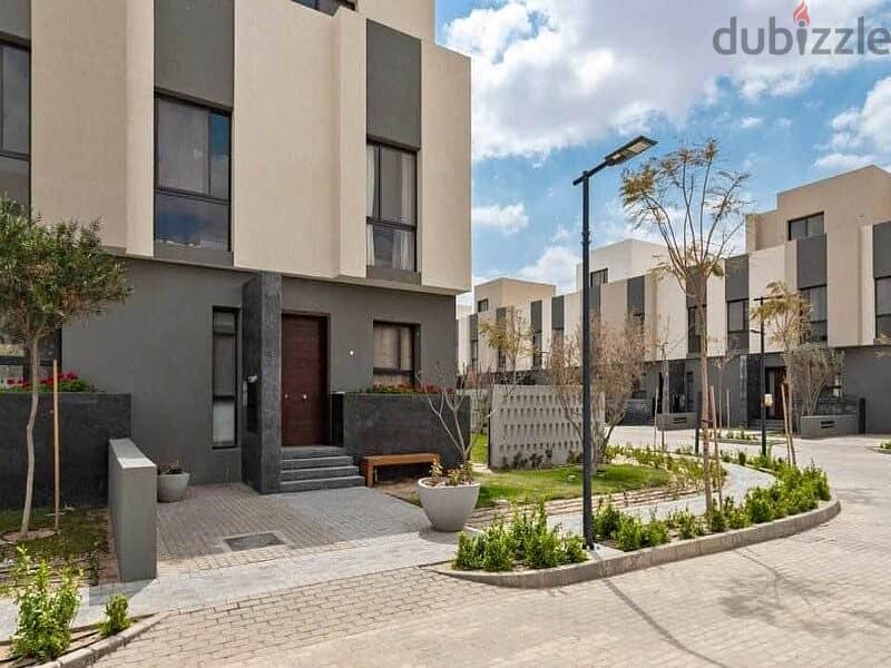 Prime location townhouse 240 sqm for sale in Al Burouj Compound with installments over 8 years 6