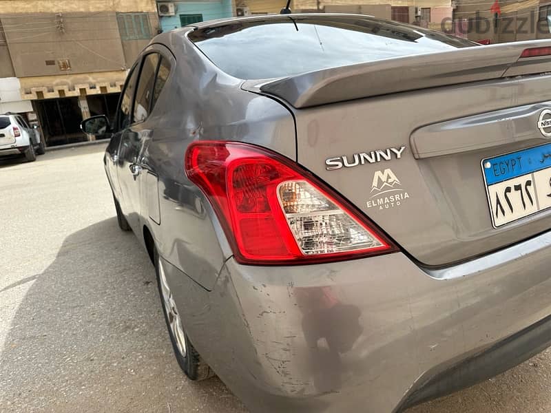 Nissan Sunny EX Plus 2019 12