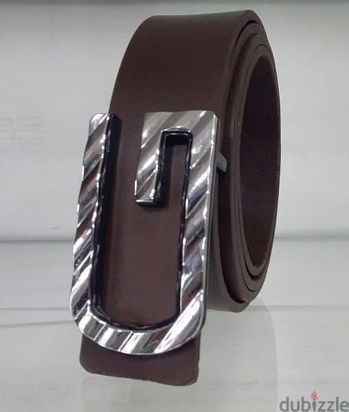 حزام جلد طبيعي 3.5سم 
مقاسات مختلفه 
السعر 300 جنيه ت/01007713903 3