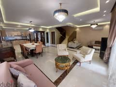 Best villa for rent in Madinaty, custom finishes with kitchen and air conditioning, 3 bedrooms, first occupancy.
