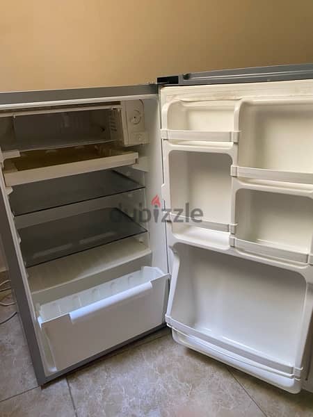 mini bar fridge 2