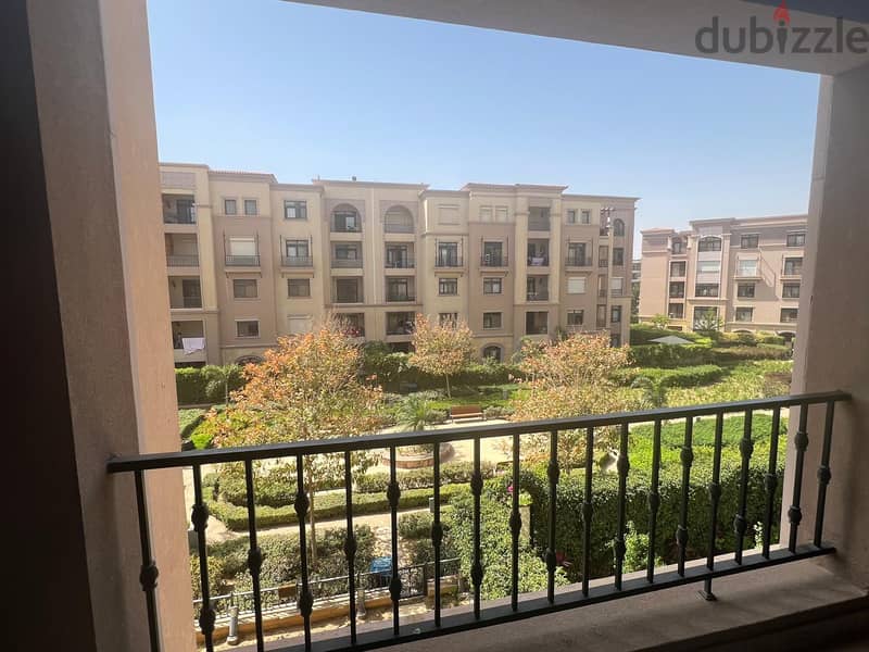 amazing apartment 200m 3 bedrooms with AC's and kitchen in mivida - landscape view 3