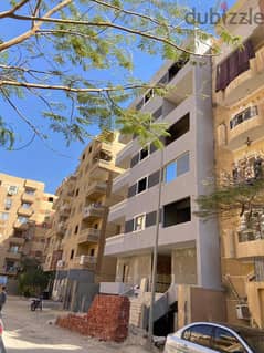 Apartment for sale, installments over one year, immediate receipt, in Al-Fardous, 6th of October, in front of Dreamland