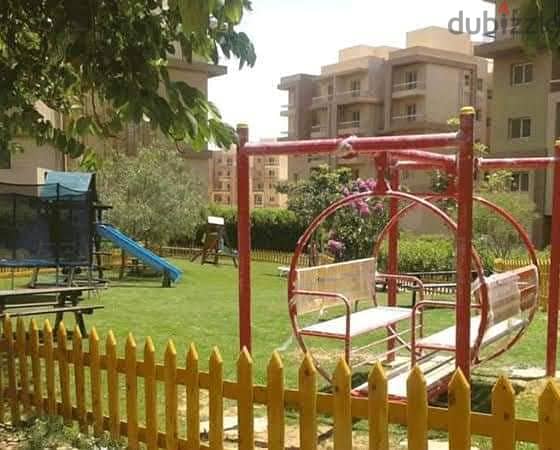 Apartment with private garden for sale with a down payment of 524 thousand in 6th of October 6
