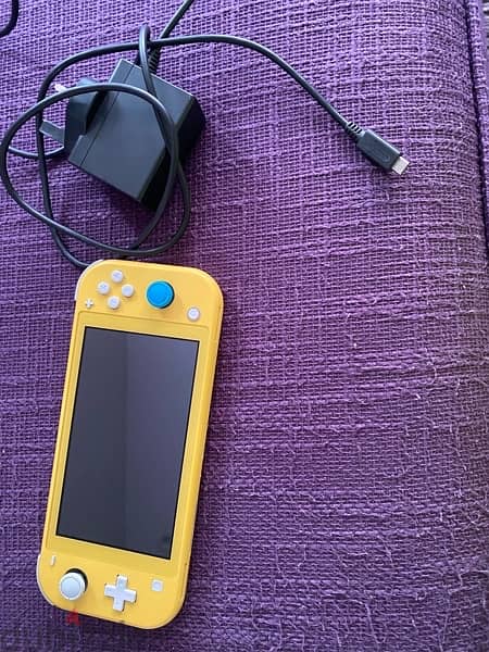 Nintendo Switch Lite - Yellow 1