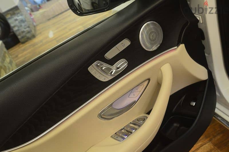 Mercedes-Benz E180 Avant-garde Model 2019 9