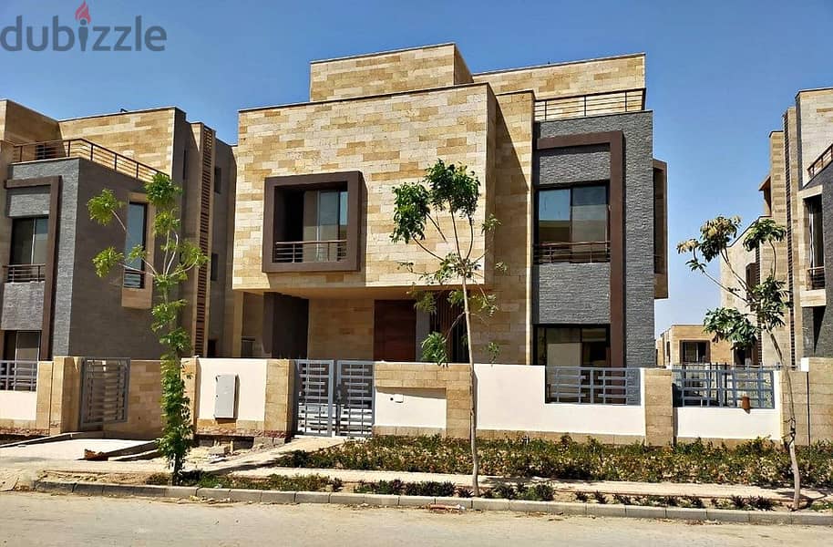 Villa for sale with garden and roof in a very special location in (Taj City Compound) in front of Cairo Airport 8