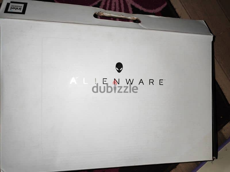 dell Alienware M15 R7 -1440p 240hz Display / RTX 3060 /intel i7-12700H 4