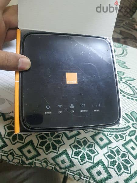 Router Orange Flybox 4G (HH40V) 2